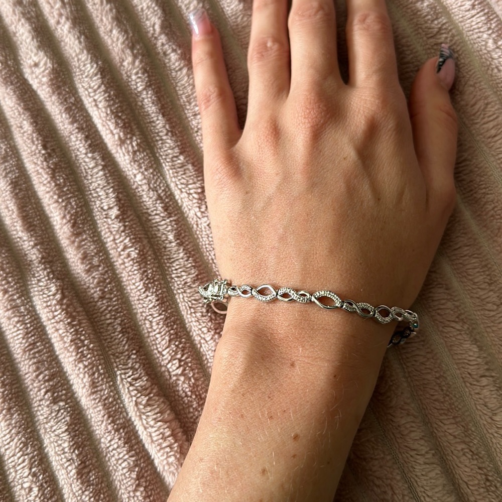 Infinity bracelet